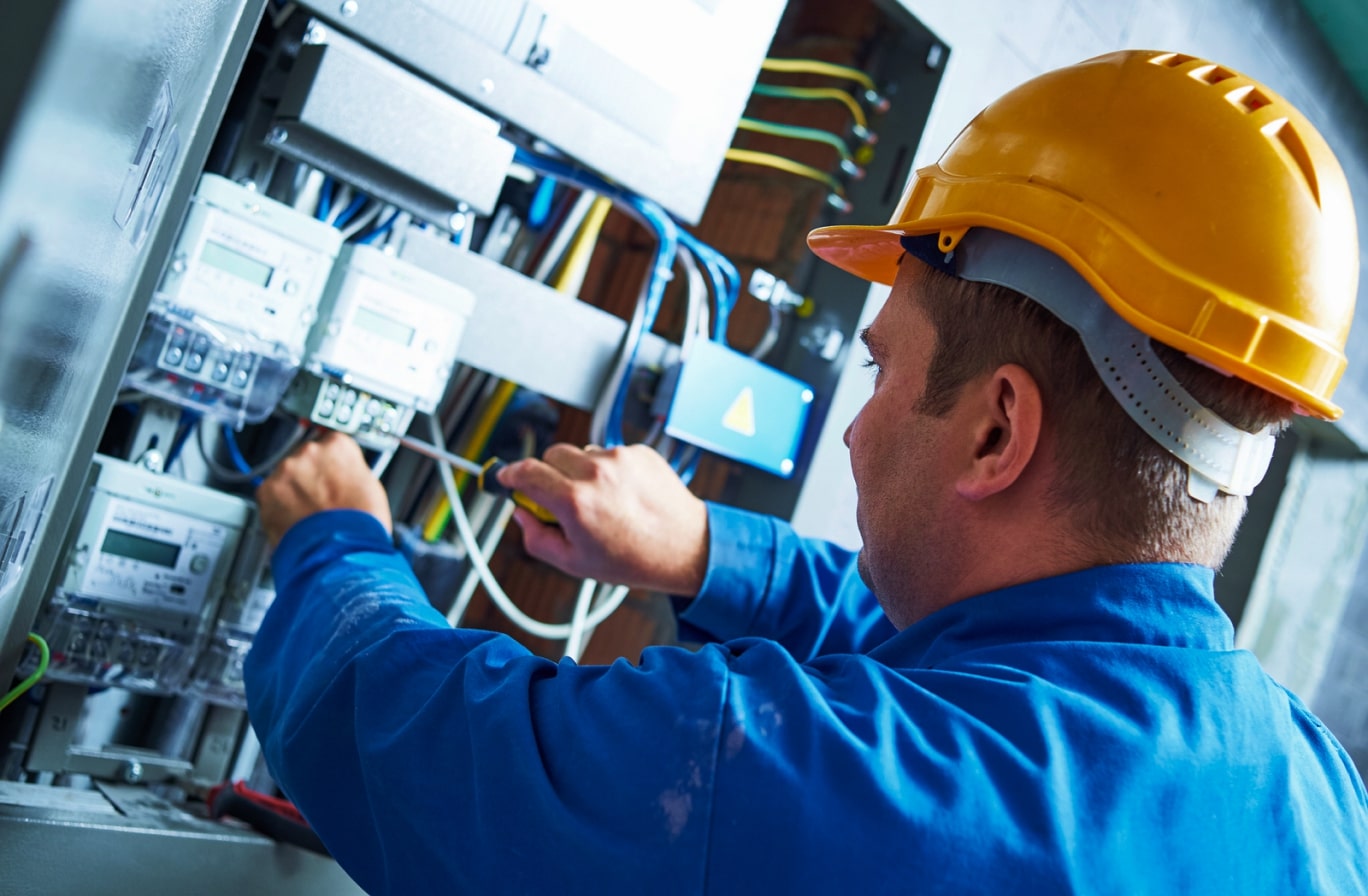 Электромонтер